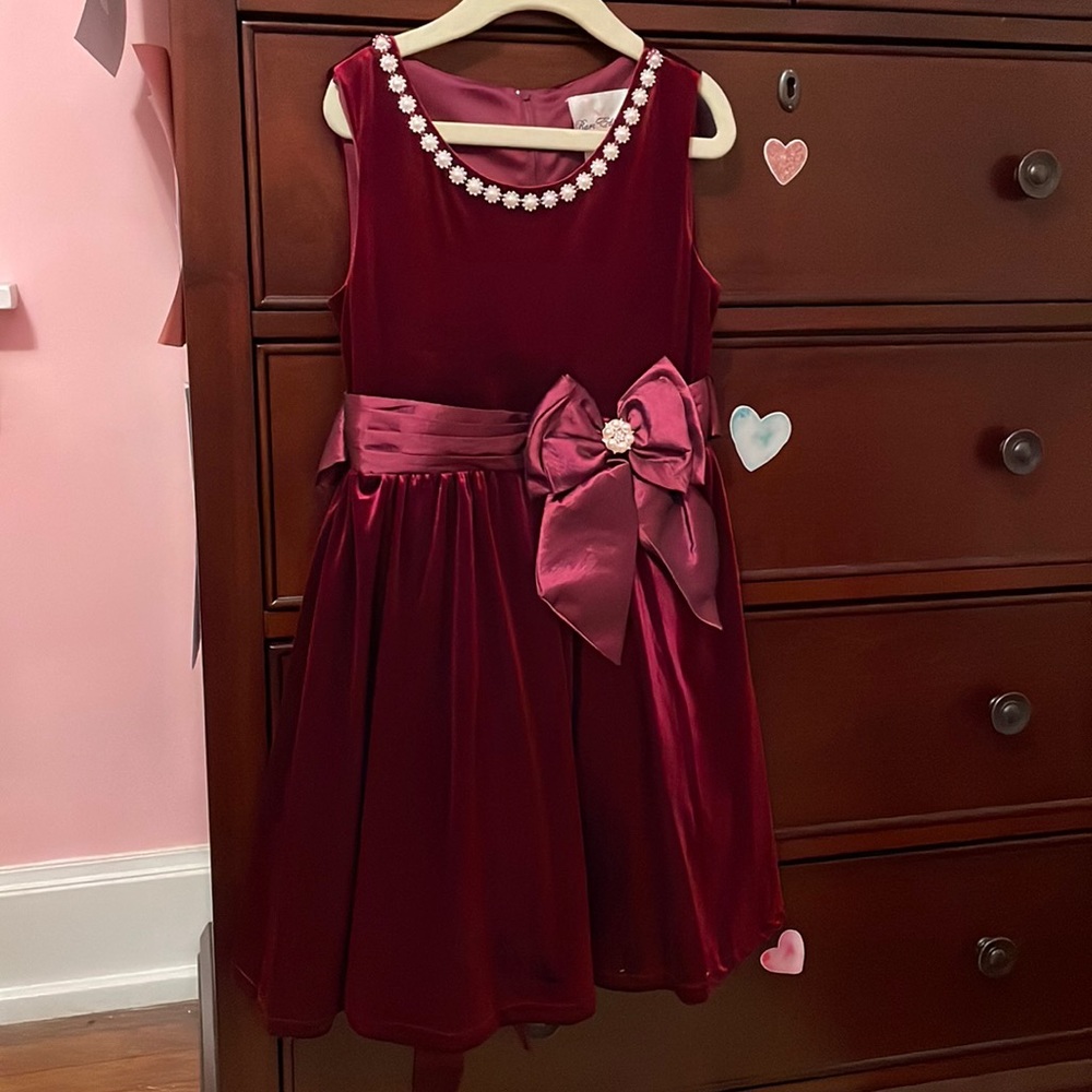 Burgundy velvet girls dress-size 7